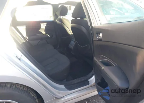 2018 Kia Optima Lx/S из США, поврежденный, VIN 5XXGT4L32JG200302